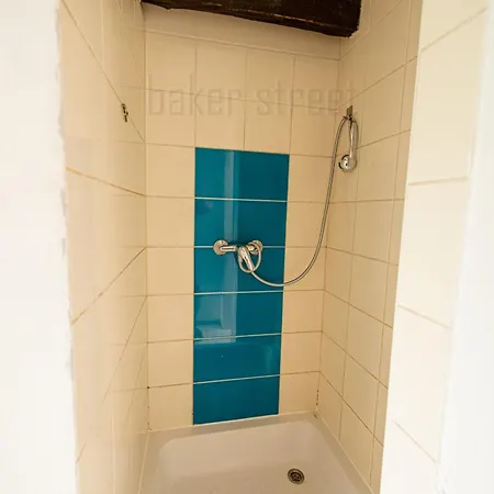 Apartment Attic 3 Bedrooms With 2 Bathrooms Prague